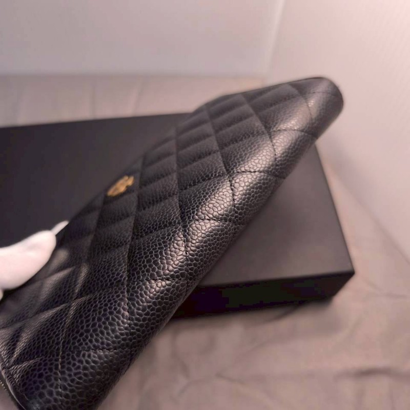 chanel 黑金牛皮荔枝紋拉鍊錢夾-1