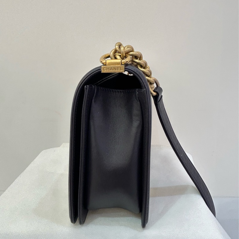 CHANEL深藍羊皮霧金鍊BOY28-5