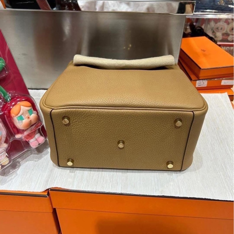 Hermes Lindy 26,餅乾色金扣,STAMP Z-3