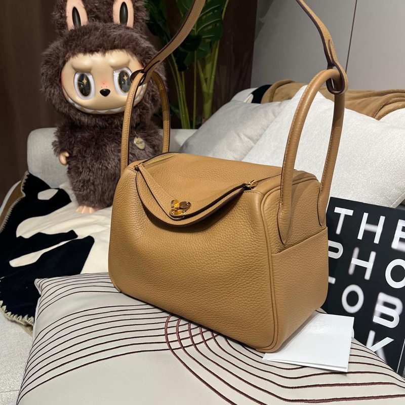 Hermes Lindy 26,餅乾色金扣,STAMP Z-3