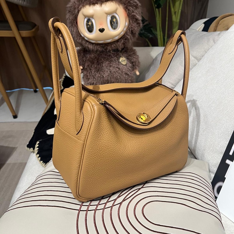 Hermes Lindy 26,餅乾色金扣,STAMP Z-4