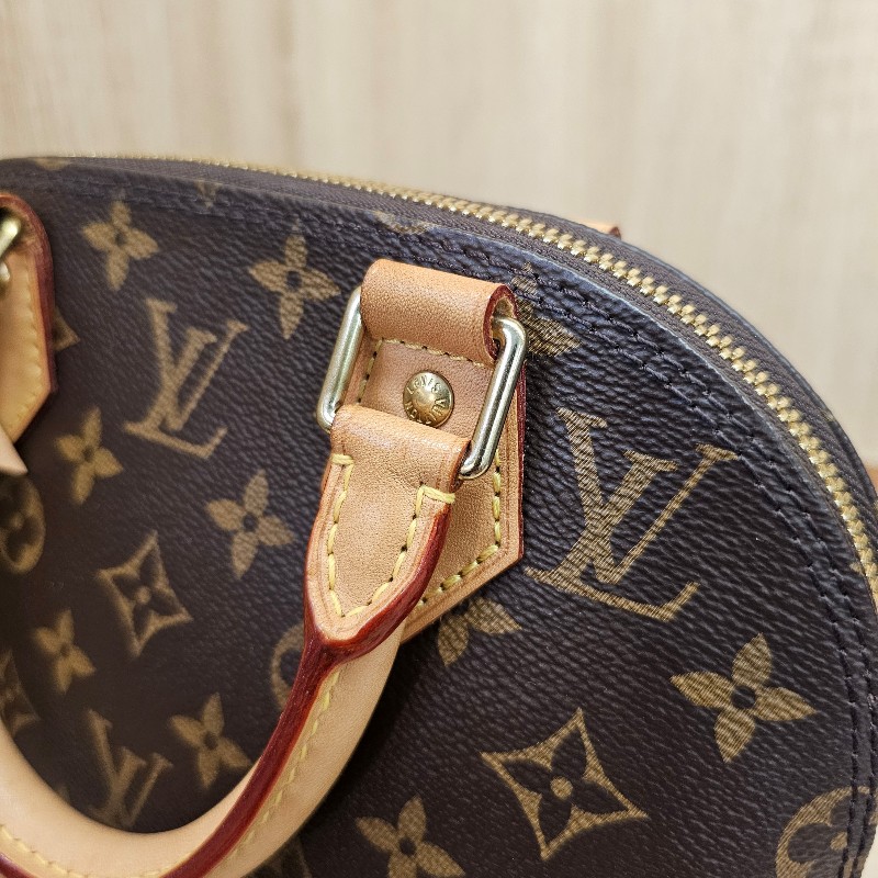 [經典品項出清❣️] LV老花Alma手提斜背貝殼包-10