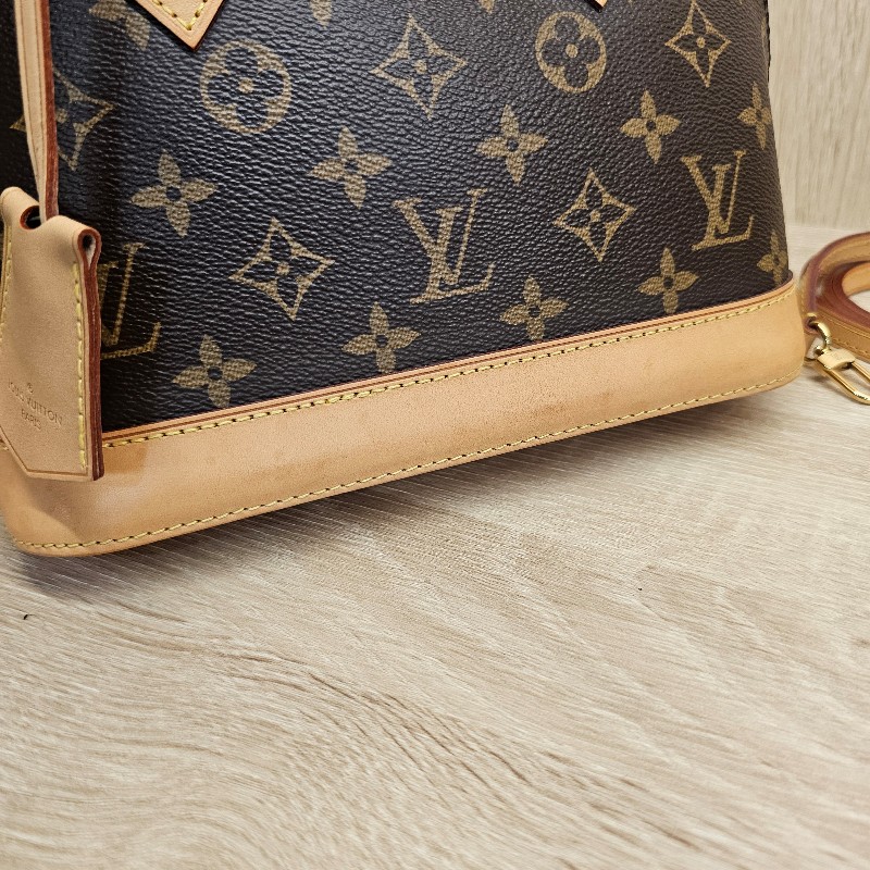[經典品項出清❣️] LV老花Alma手提斜背貝殼包-25
