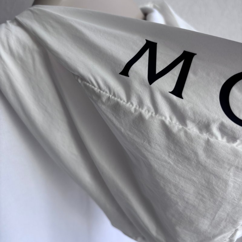 ::MONCLER: 白色拉鍊連帽外套 12號-24
