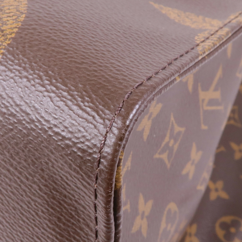 LOUIS VUITTON Monogram Giant/Reverse On The Go MM金扣手挽肩背兩用袋-7