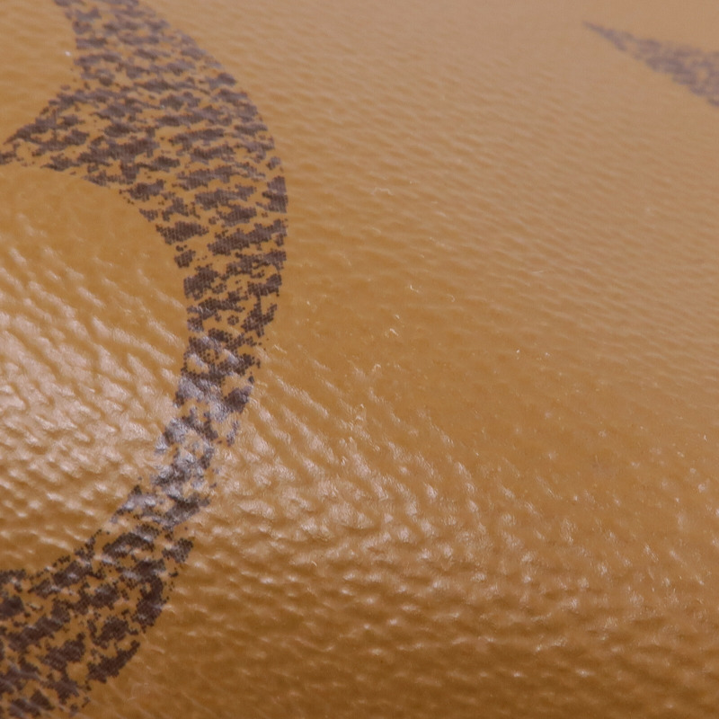 LOUIS VUITTON Monogram Giant/Reverse On The Go MM金扣手挽肩背兩用袋-11