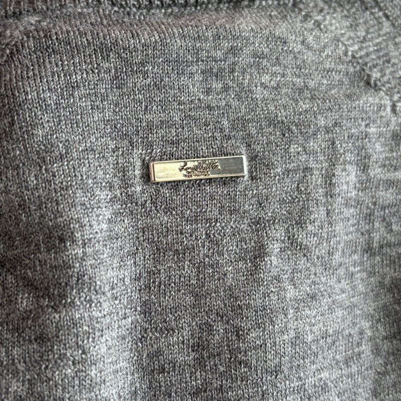 ::LOUIS VUITTON:: LV 灰色針織上衣 秋冬-2