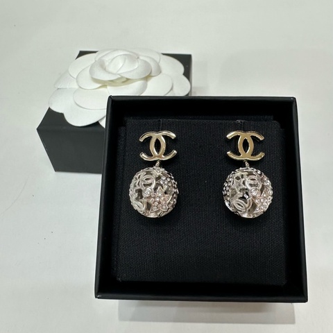 Chanel ABGO17B21074U1942 Earrings
