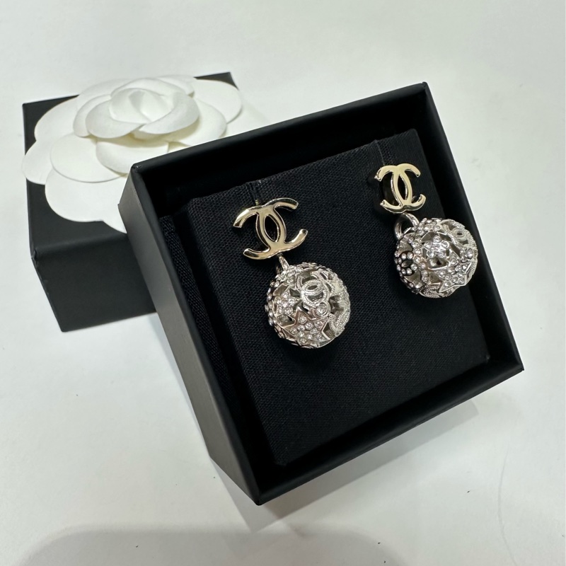 Chanel ABGO17B21074U1942 Earrings-1