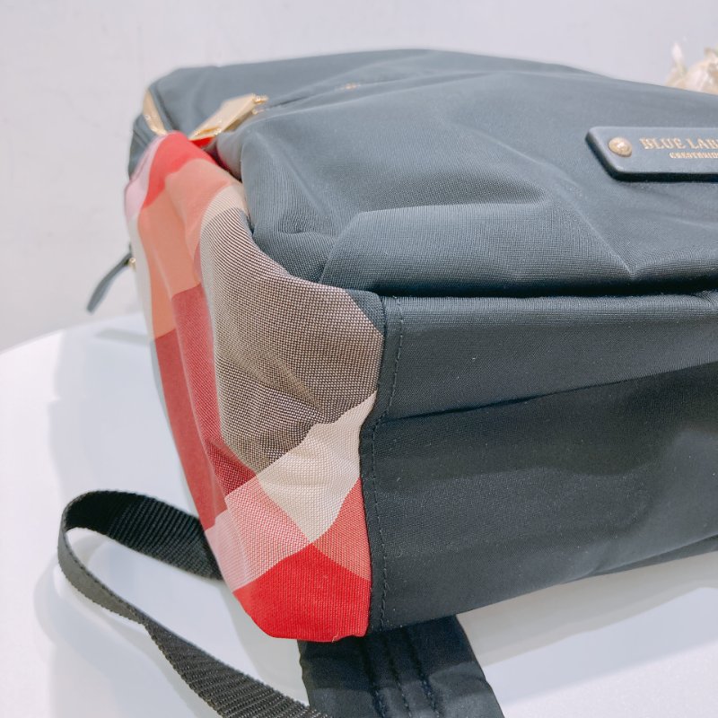 TW4486 Burberry巴寶莉 輕巧尼龍料背包 blue Label Nylon Backpack Black-6
