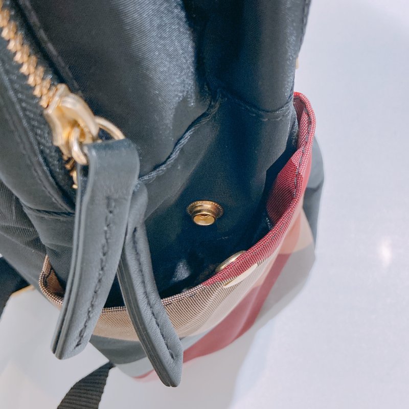 TW4486 Burberry巴寶莉 輕巧尼龍料背包 blue Label Nylon Backpack Black-8