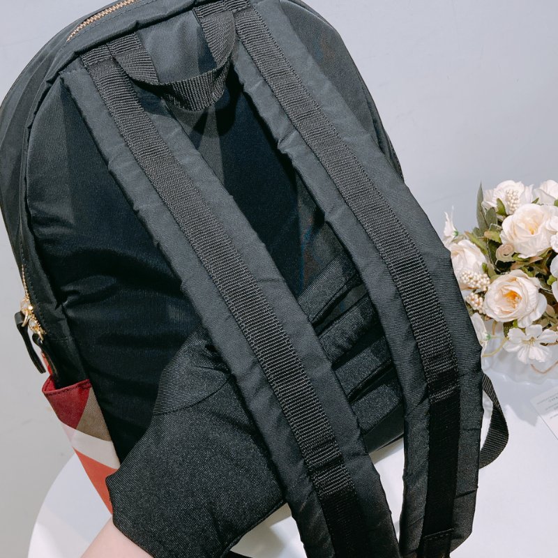 TW4486 Burberry巴寶莉 輕巧尼龍料背包 blue Label Nylon Backpack Black-12