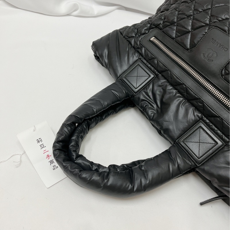 莉亞精品♡Chanel A48611 手提空氣包 黑 九新美包-15