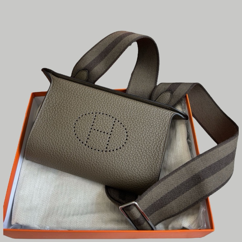 Hermes videpoches 6T苔原灰-1