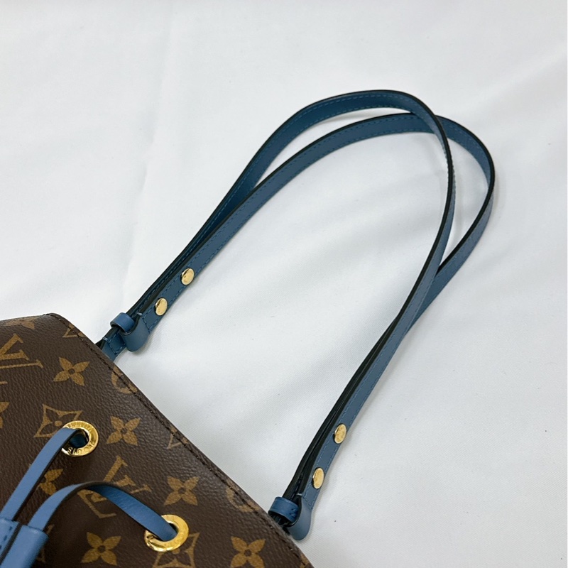莉亞精品♡LV M43569 藍皮革水桶包 二手-10