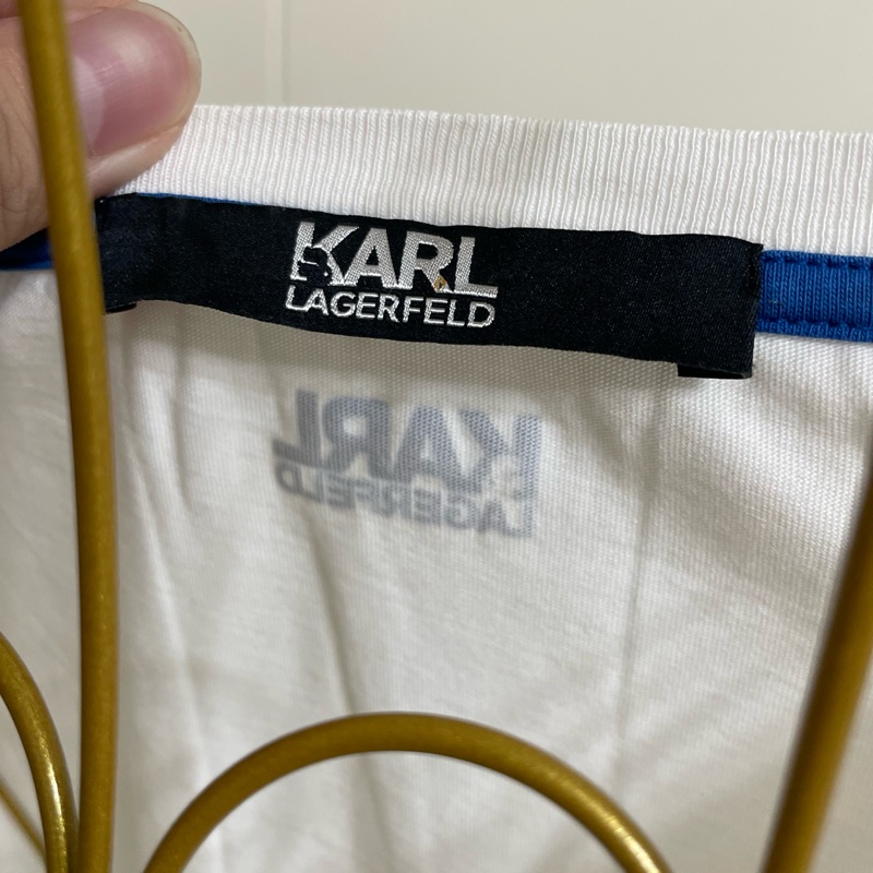 Karl 白t-2