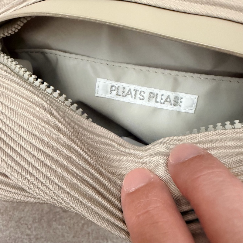 Pleats please 米色腰包-8
