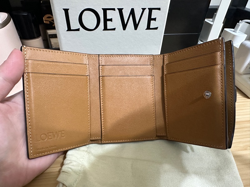Loewe 短夾-7