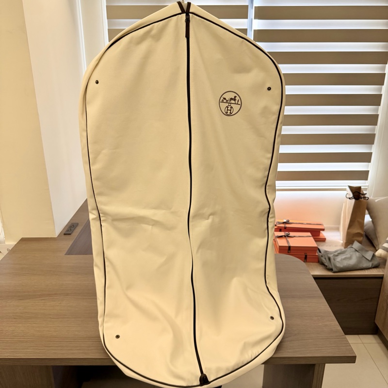 Hermes 霧白色男版外套-8