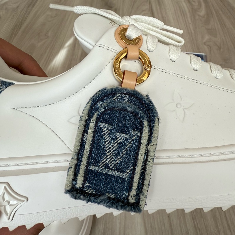 LV 白色拚牛仔單寧掛牌厚底休閒鞋 37號-4