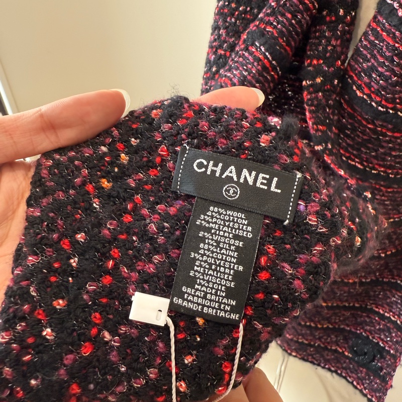 CHANEL 紅黑配色粗毛呢Logo圍巾-6