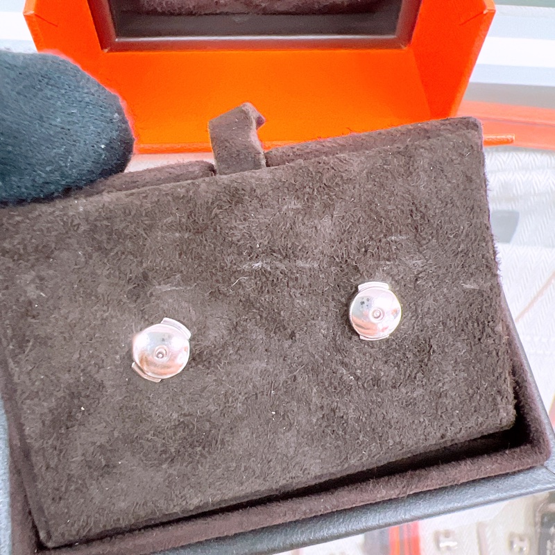 Hermes finesse 小Q白金鑽石耳環-2
