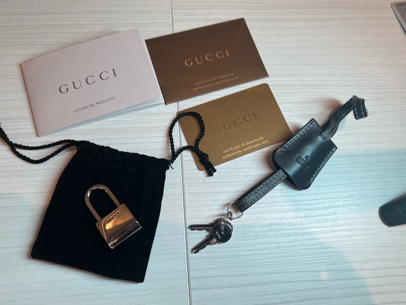 Gucci 米白/深藍色GG Logo Supreme帆布旅行袋/有拉桿-15