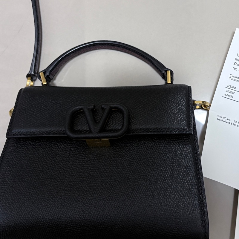 VALENTINO Garavani VSLING 粒面小牛皮 黑色-12