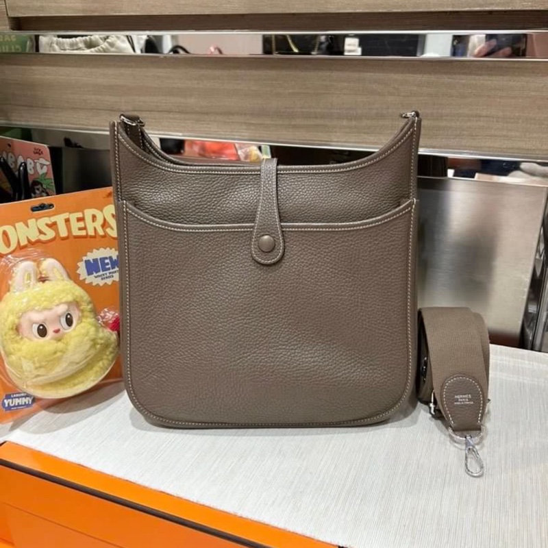 Hermes Evelyne 29 Etoupe Stamp C-2