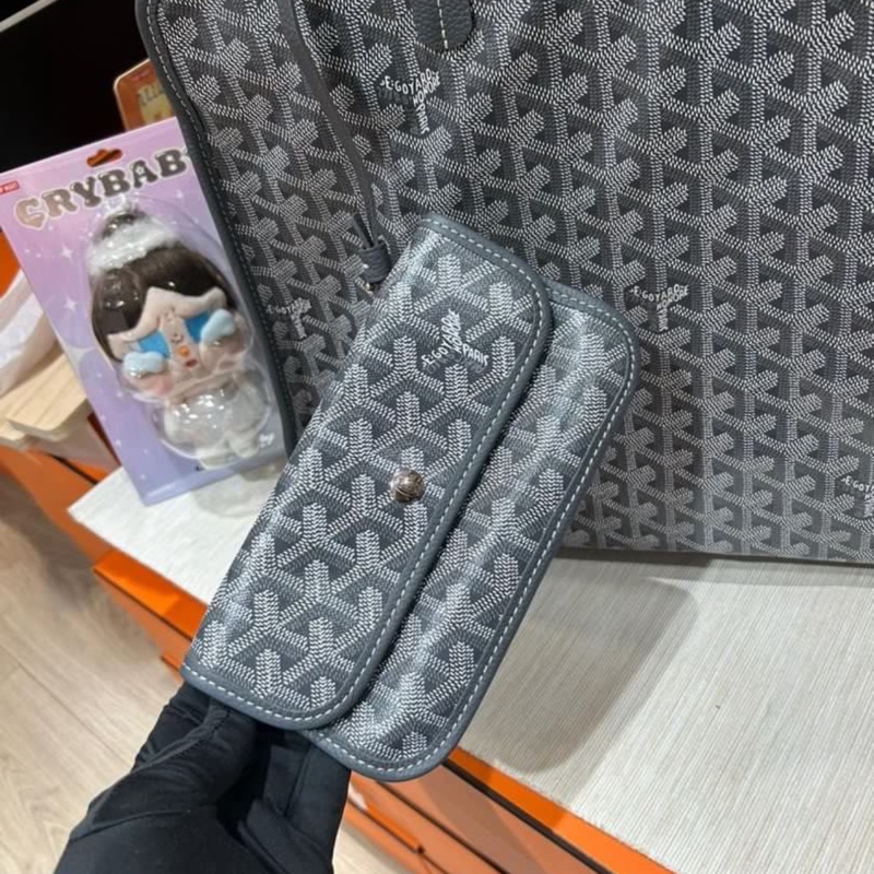 Goyard Hardy PM Grey-4