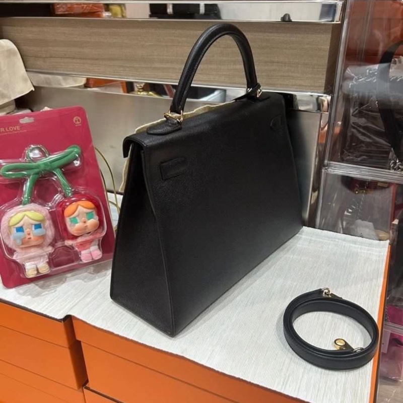 Hermes Kelly 32 黑色金扣 Stamp A-4