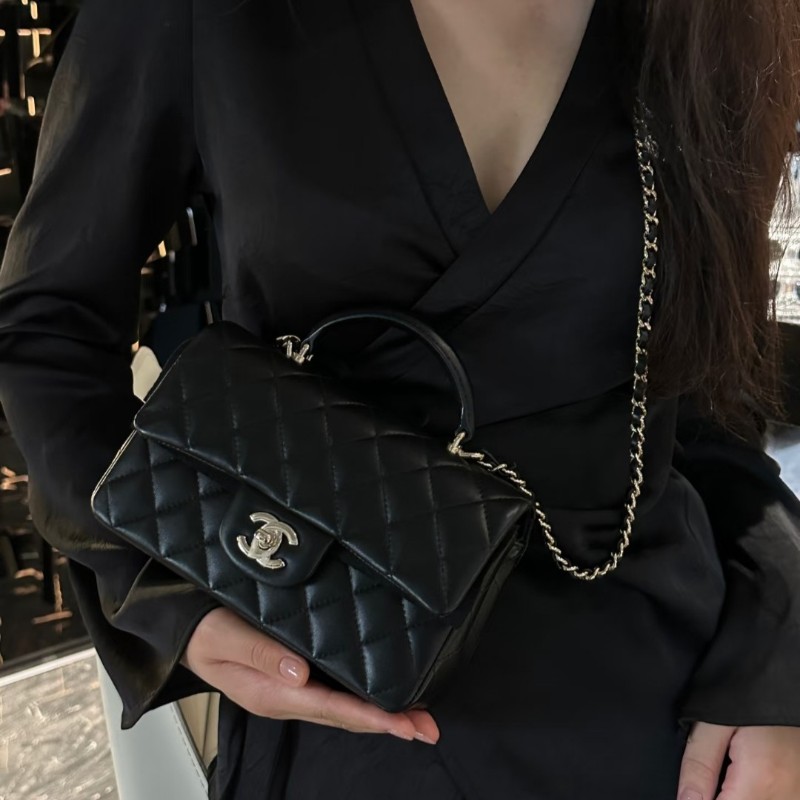 香奈兒 Chanel cf mini handle 20公分

黑金 晶片款-0