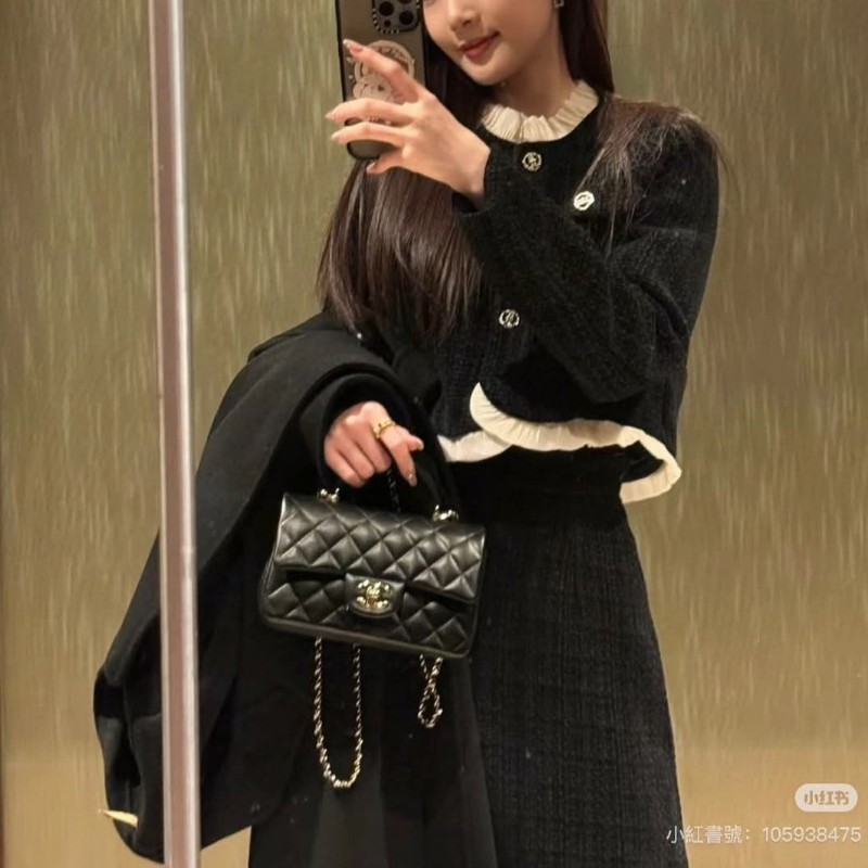 香奈兒 Chanel cf mini handle 20公分

黑金 晶片款-4