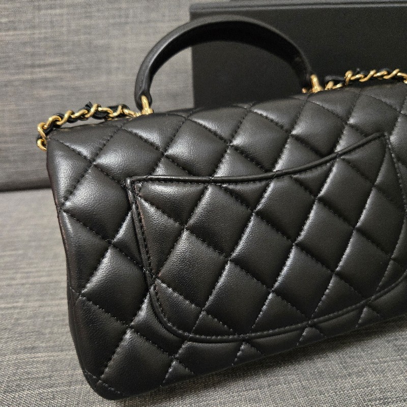 香奈兒 Chanel cf mini handle 20公分

黑金 晶片款-10