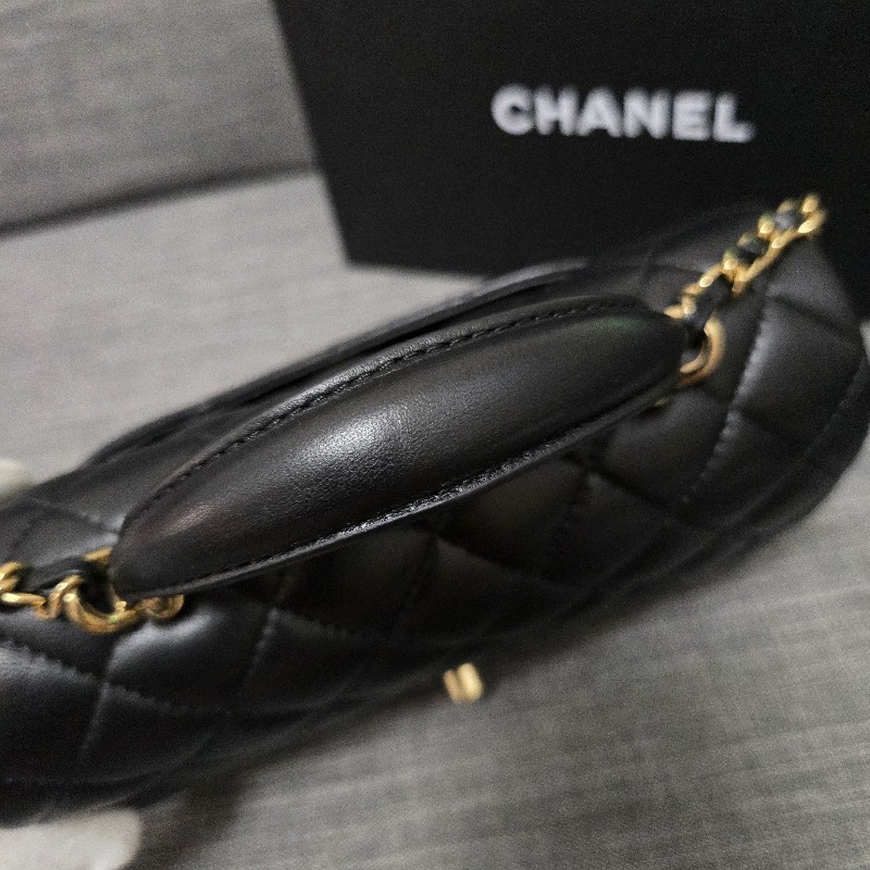 香奈兒 Chanel cf mini handle 20公分

黑金 晶片款-14