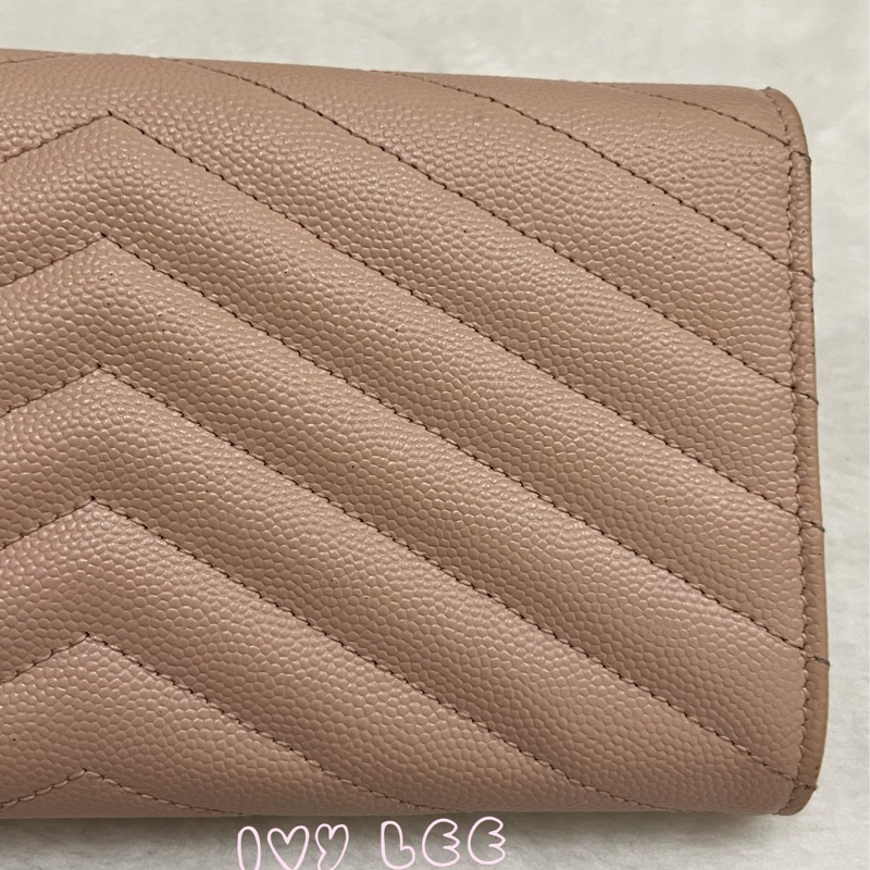 SAINT LAURENT YSL 聖羅蘭 山形紋 魚子醬 粉色 荔枝皮金字logo釦式長夾 正品 二手精品-25