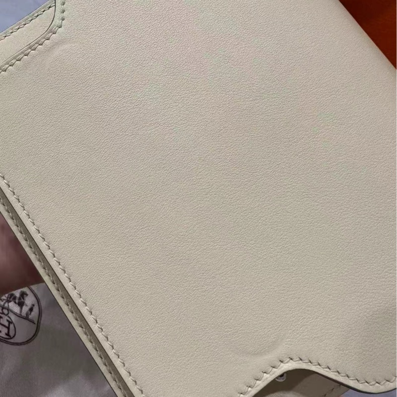Hermes 愛馬仕 roulis 19 小雞黃 銀扣 W刻。內里乾淨，帶防塵袋。僅僅只是試背。-1