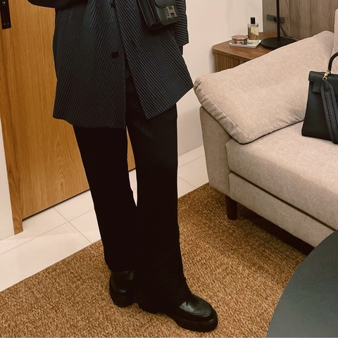 Homme Plisse 喇叭長褲 黑色