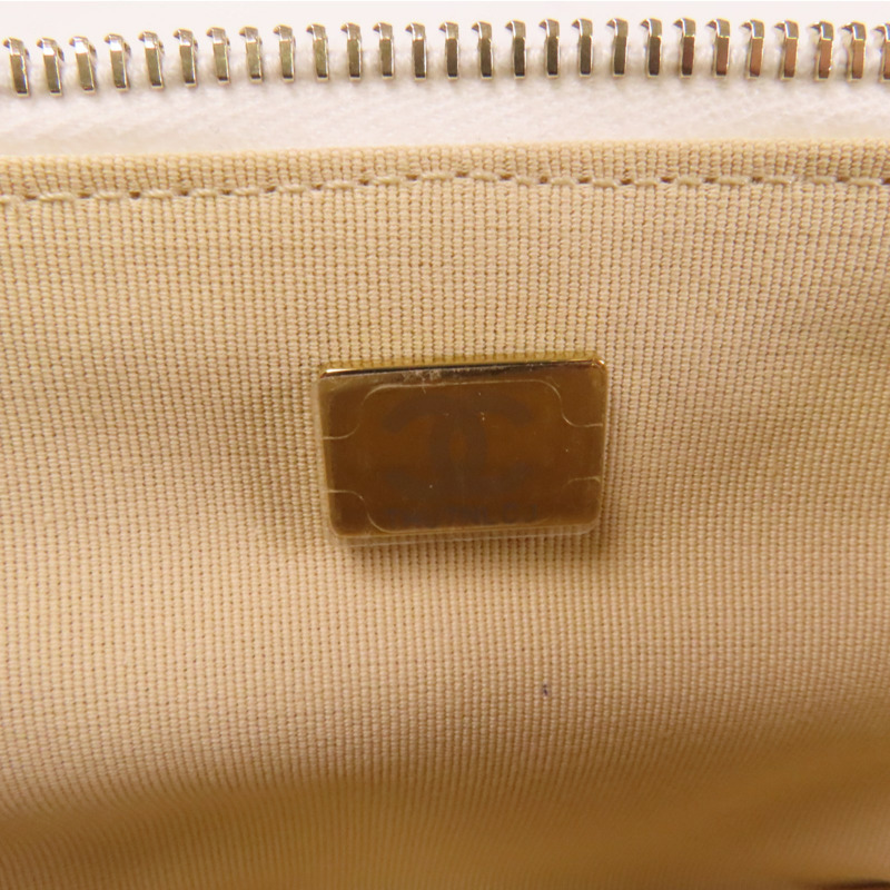 CHANEL 牛皮皮革Vanity Bag金扣鏈帶肩背袋-6