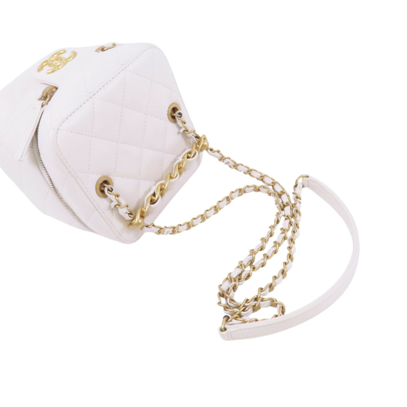 CHANEL 牛皮皮革Vanity Bag金扣鏈帶肩背袋-7