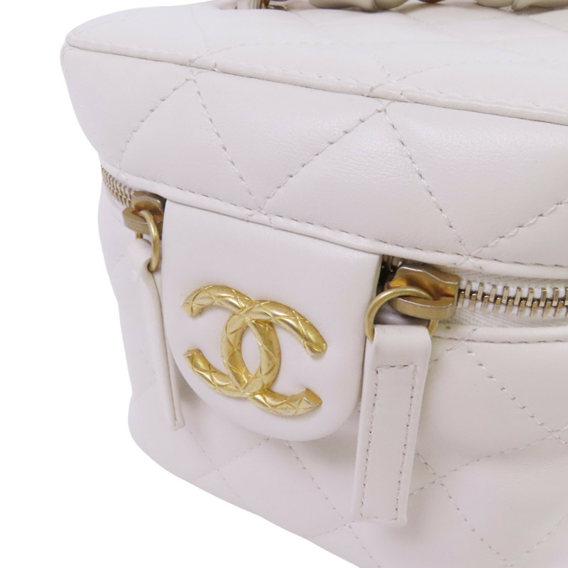 CHANEL 牛皮皮革Vanity Bag金扣鏈帶肩背袋-8