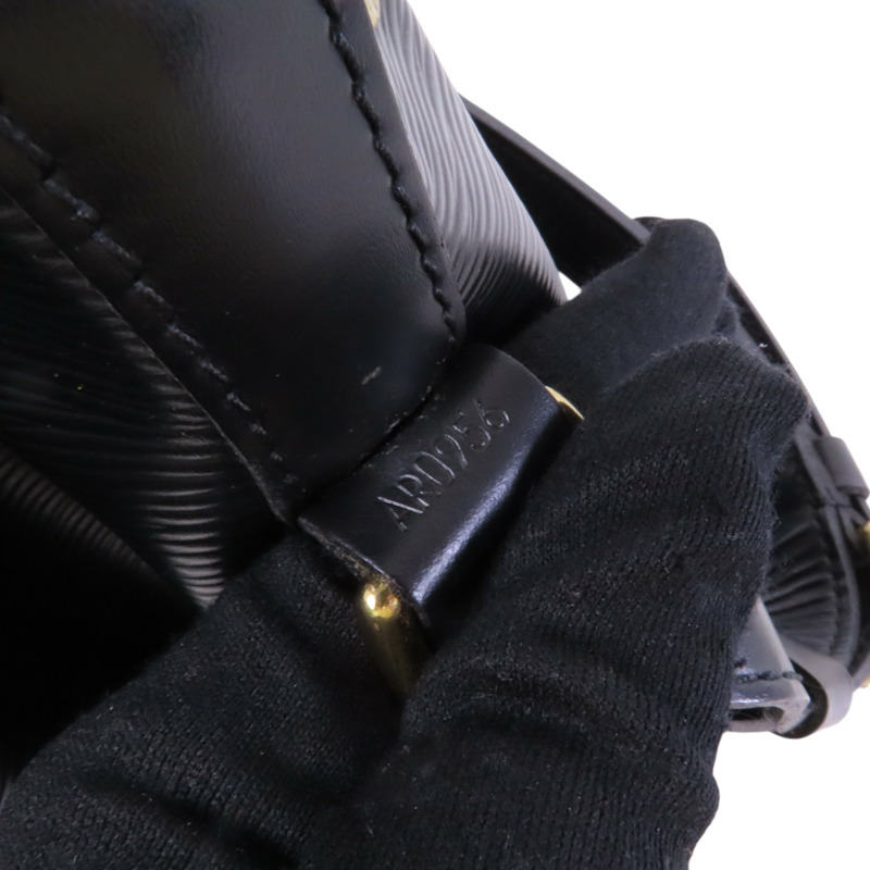 LOUIS VUITTON Epi Noe Epi金扣肩背袋-6