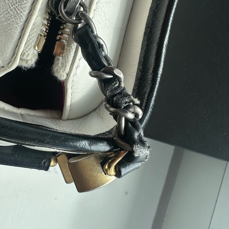 Chanel Gabrielle Hobo 熊貓流浪包 斜背包-23