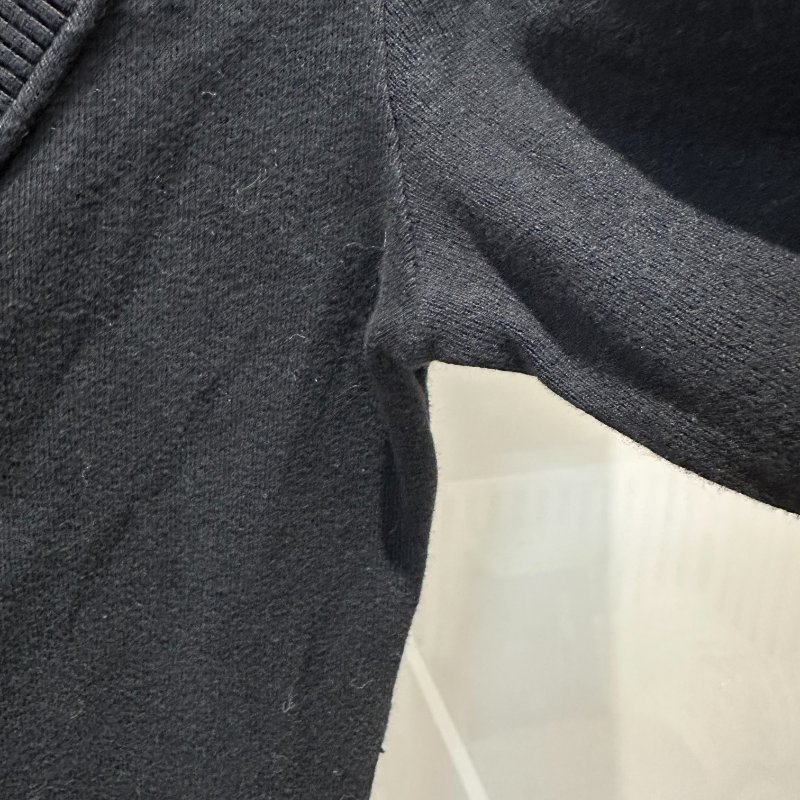 【美收精品】BURBERRY 黑白色針織上衣 4-179【隔月月中將轉賣至日本 上架期限30天】-2