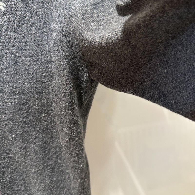 【美收精品】BURBERRY 灰白色連帽上衣 4-182【隔月月中將轉賣至日本 上架期限30天】-3