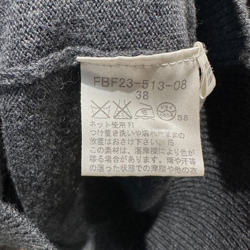 【美收精品】BURBERRY 灰白色連帽上衣 4-182【隔月月中將轉賣至日本 上架期限30天】-7