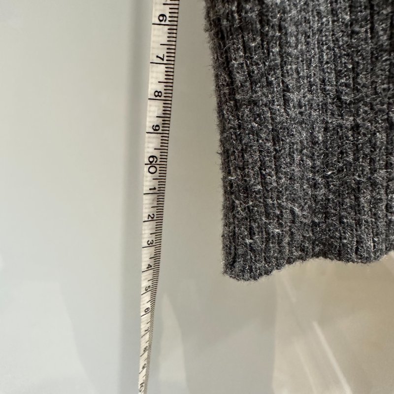 【美收精品】BURBERRY 灰白色連帽上衣 4-182【隔月月中將轉賣至日本 上架期限30天】-9