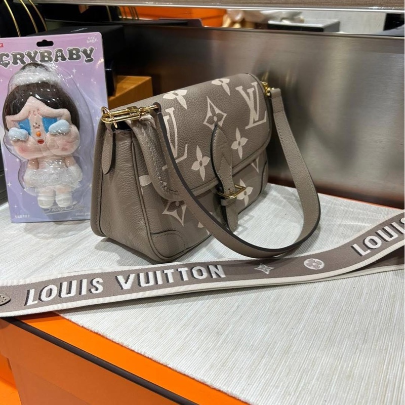 Lv Diane M46583 NFC-1