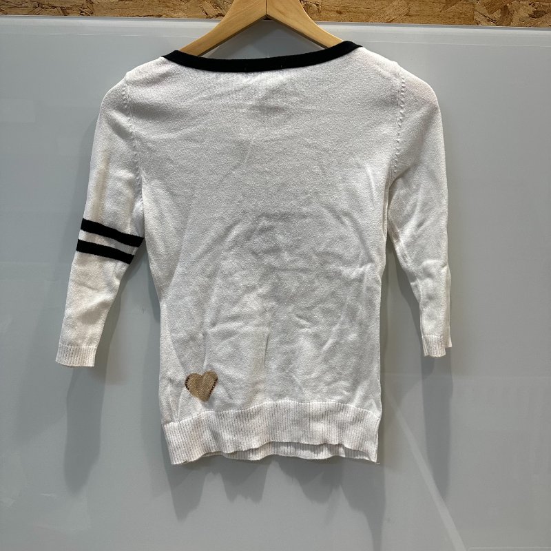 【美收精品】BURBERRY 白色亮片上衣 4-207【隔月月中將轉賣至日本 上架期限30天】-1