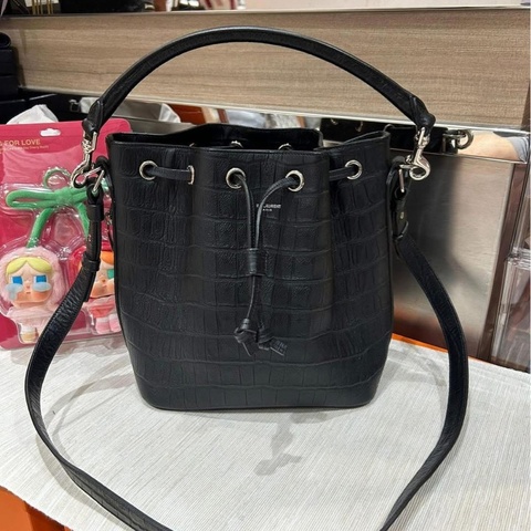 Ysl drawstrings bag 牛皮bucket